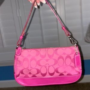 Y2K hobo shoulder bag from coach!